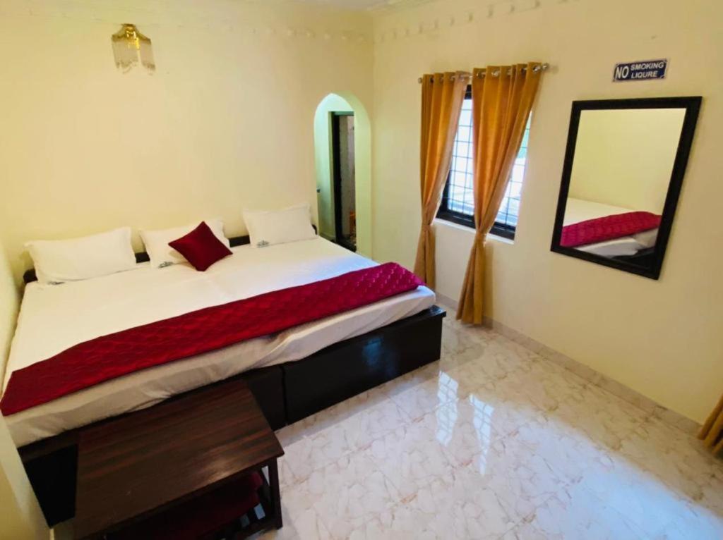 Hotel Bob Leisure Ooty Esterno foto