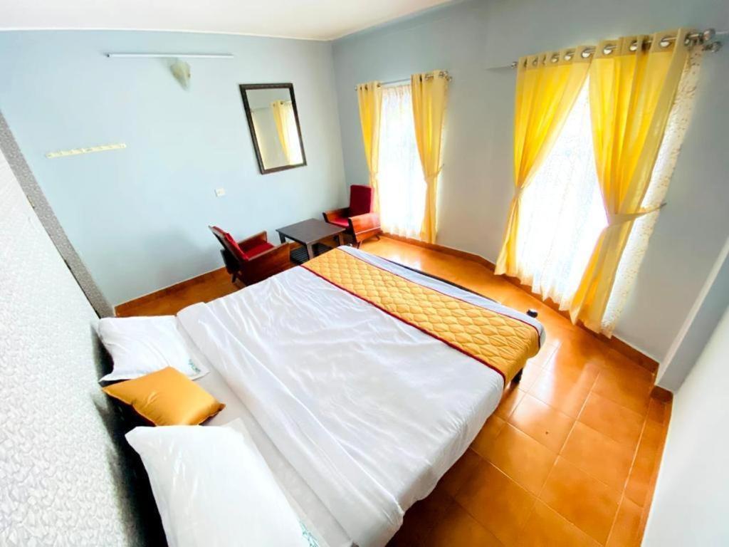Hotel Bob Leisure Ooty Esterno foto